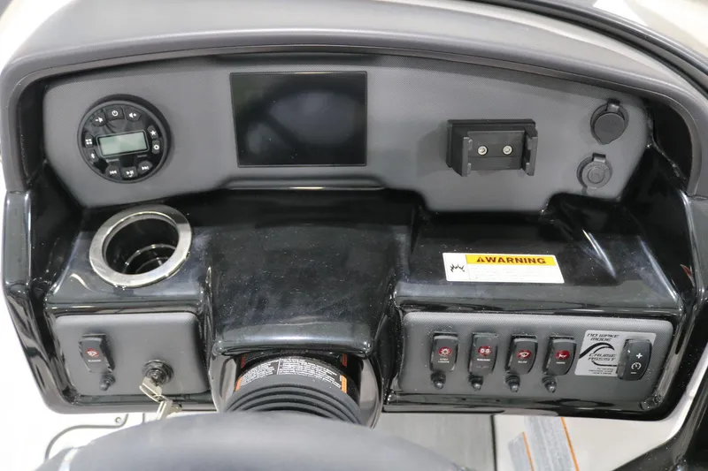 Slide: The Image of Yamaha AR195 2025 - 18