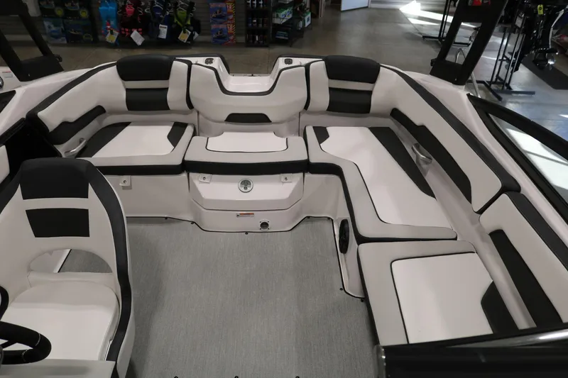 Slide: The Image of Yamaha AR195 2025 - 20