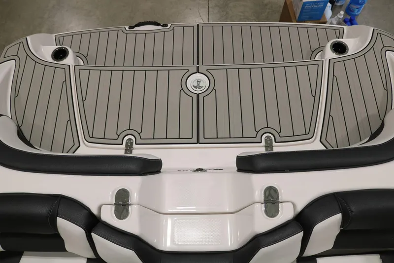 Slide: The Image of Yamaha AR195 2025 - 23