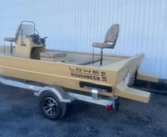 Slide: The Image of Lowe Roughneck RX1870 Pathfinder 2025 - 3