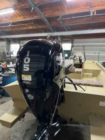 Slide: The Image of Lowe Roughneck RX1870 Pathfinder 2025 - 4