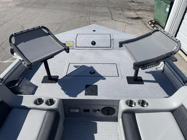 Slide: The Image of SeaArk Easy cat 2025 - 9