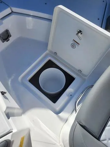 Slide: The Image of NauticStar 222 Offshore 2025 - 18