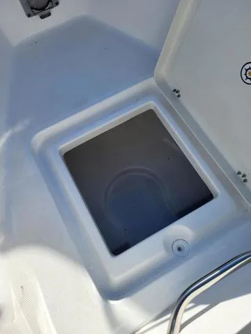 Slide: The Image of NauticStar 222 Offshore 2025 - 19