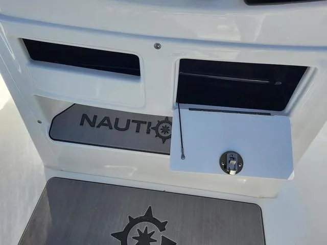 Slide: The Image of NauticStar 222 Offshore 2025 - 27