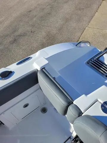 Slide: The Image of NauticStar 222 Offshore 2025 - 42