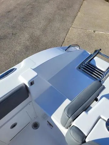 Slide: The Image of NauticStar 222 Offshore 2025 - 43