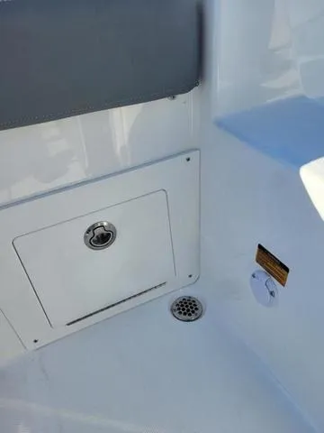 Slide: The Image of NauticStar 222 Offshore 2025 - 47