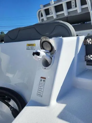 Slide: The Image of NauticStar 222 Offshore 2025 - 51