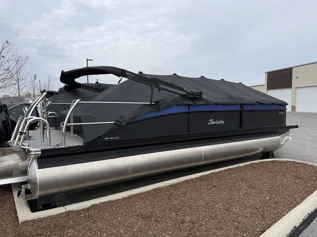 Slide: The Image of Barletta Aria A24UC 2025 - 2