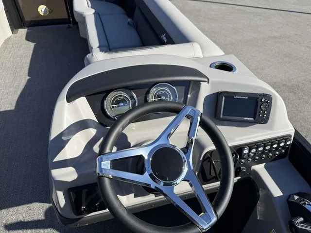 Slide: The Image of Barletta Aria A24UC 2025 - 9