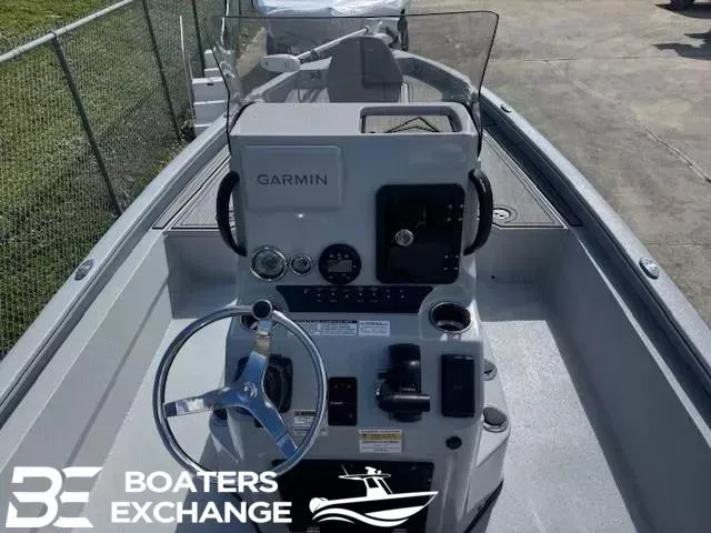 Slide: The Image of Avid 21 Magnum 2025 - 7