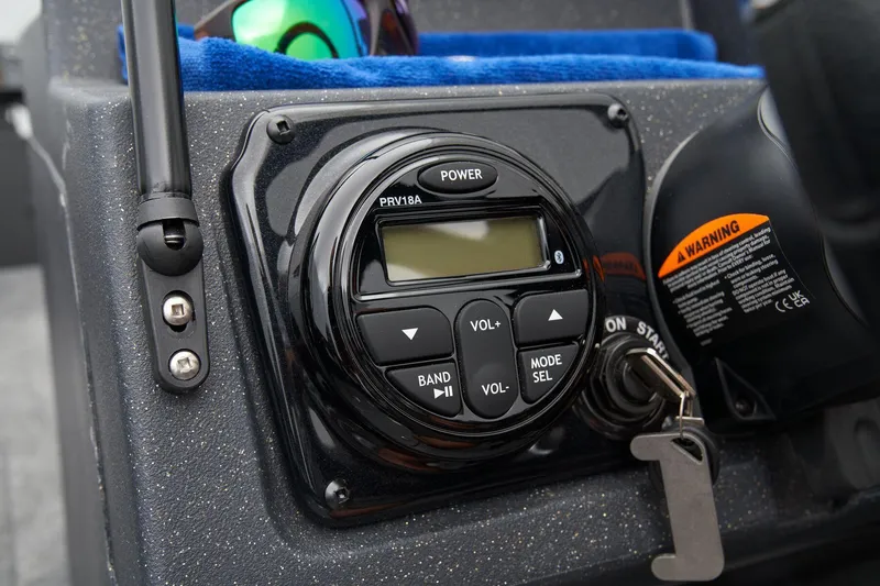 Slide: The Image of Tracker Targa V-19 Combo 2025 - 46