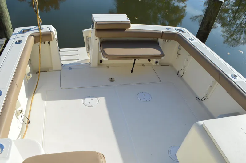 Slide: The Image of Pursuit 3000 Express - Cockpit (2) - 12