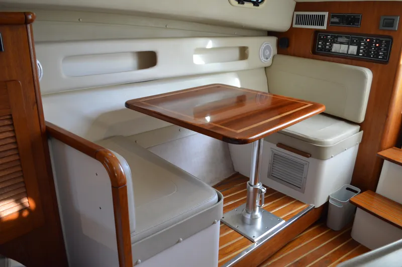 Slide: The Image of Pursuit 3000 Express - Dinette - 41