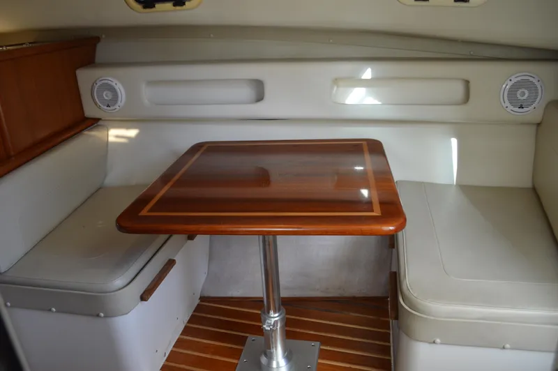 Slide: The Image of Pursuit 3000 Express - Dinette (2) - 42