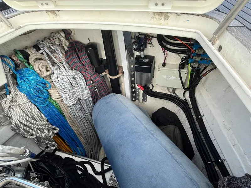 Slide: The Image of Sail locker fwd - 19