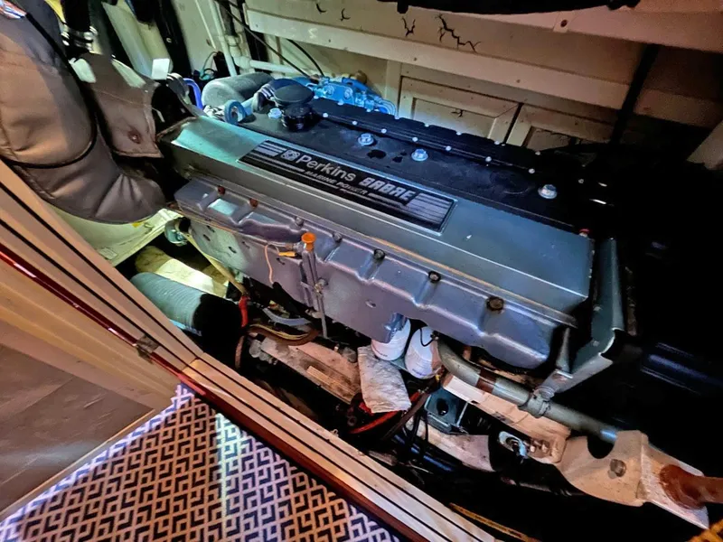 Slide: The Image of Engine with service doors open - 40