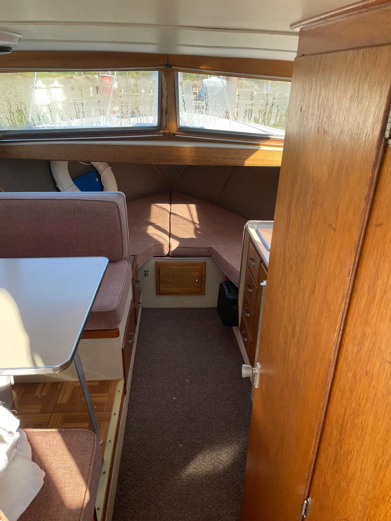 Slide: The Image of 1972 Marinette 28' Express For Sale - 5