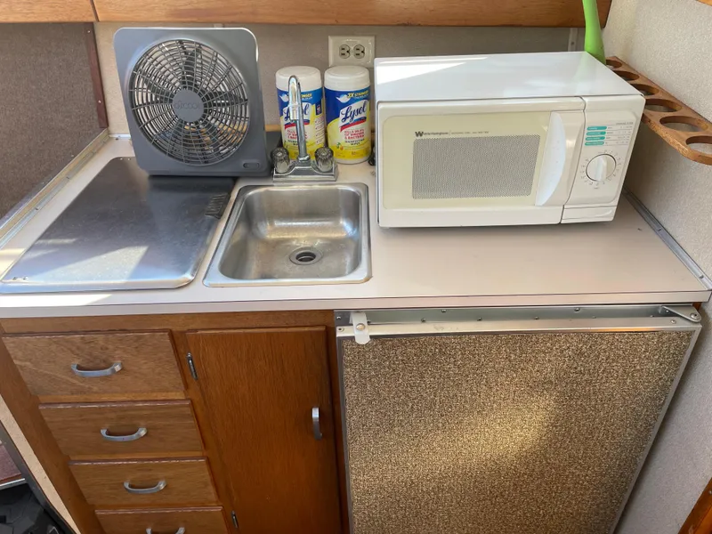 Slide: The Image of 1972 Marinette 28' Express For Sale - 6