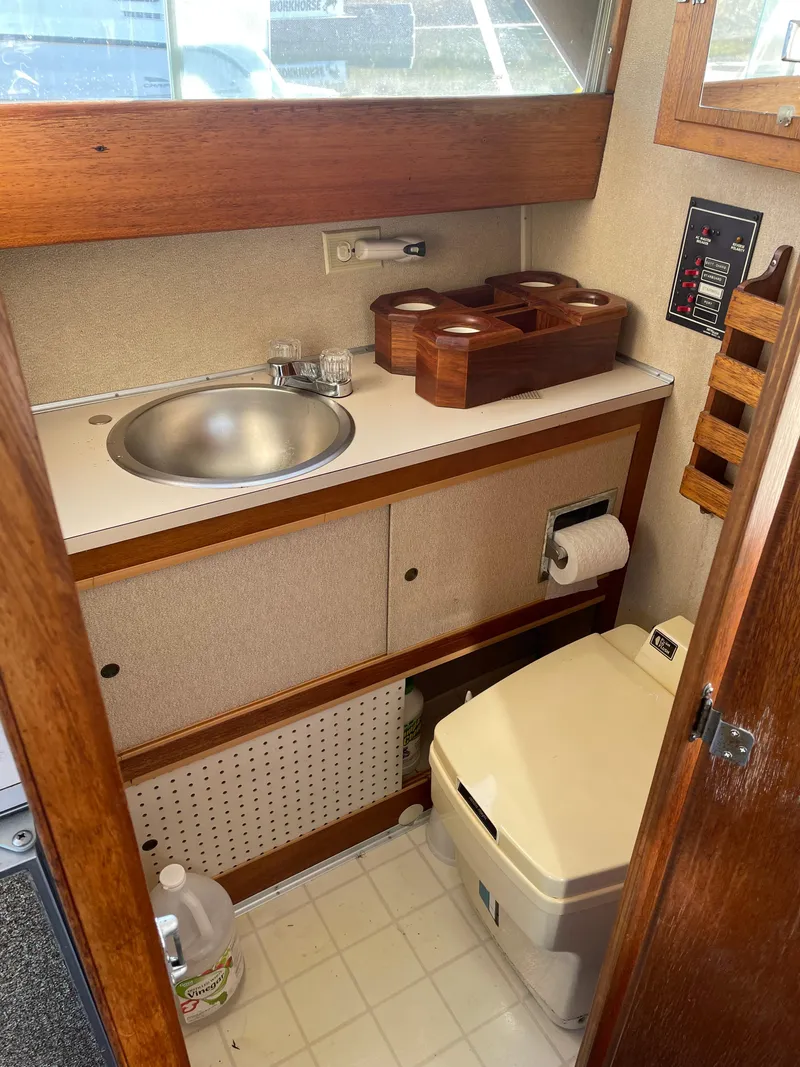 Slide: The Image of 1972 Marinette 28' Express For Sale - 7