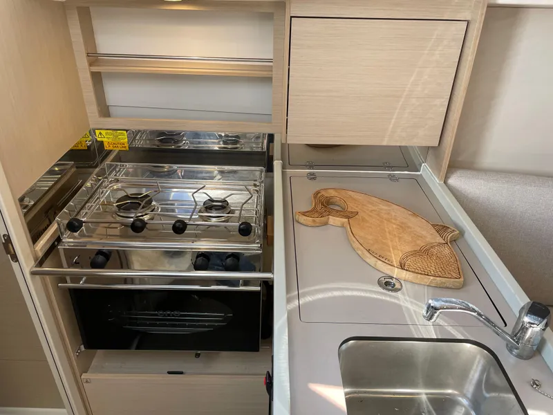 Slide: The Image of Beneteau Oceanis 30.1 2022 - 19