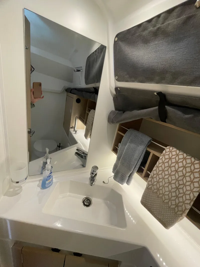 Slide: The Image of Beneteau Oceanis 30.1 2022 - 31