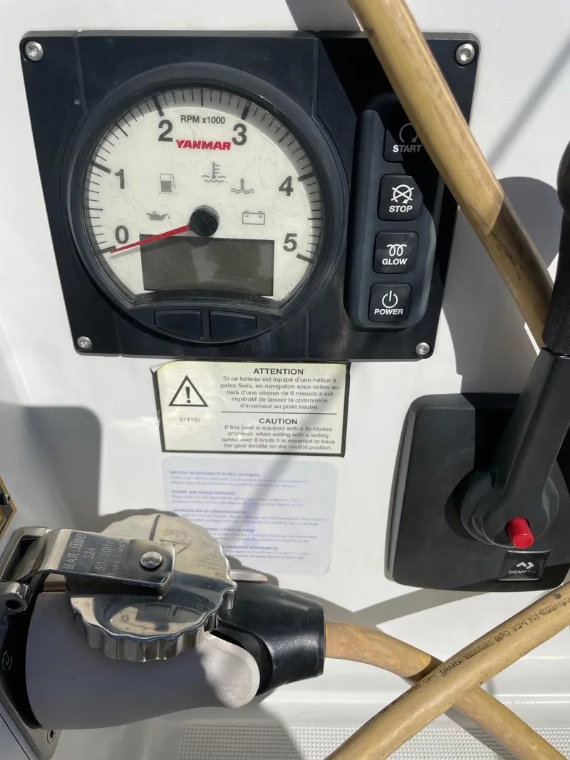 Slide: The Image of Beneteau Oceanis 30.1 2022 - 35