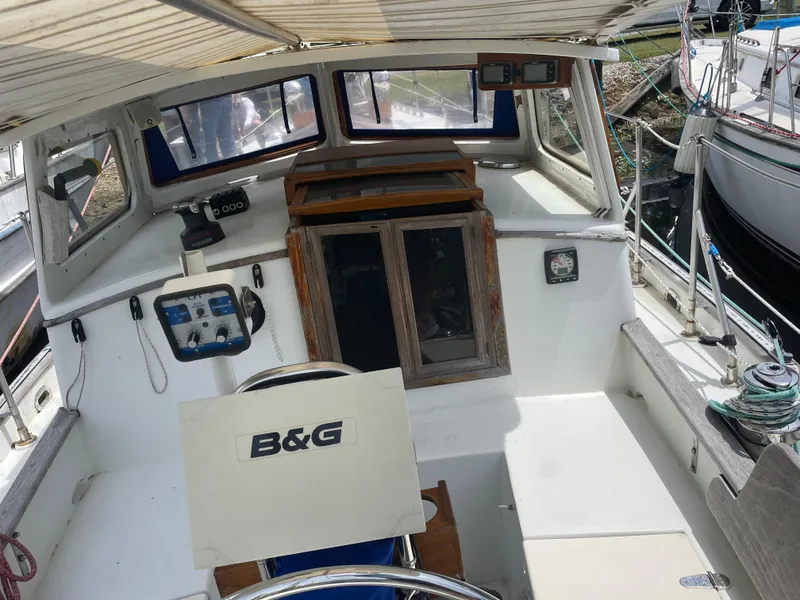 Slide: The Image of Beneteau Oceanis 30.1 2022 - 42