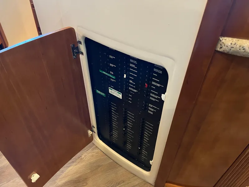 Slide: The Image of Carver Yachts 450 Voyager Pilothouse 2001 - 66