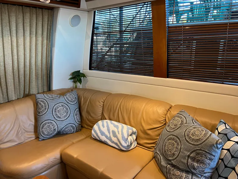 Slide: The Image of Carver Yachts 450 Voyager Pilothouse 2001 - 76