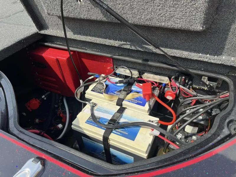 Slide: The Image of 2018 Legend Trailers V20 battery compartment with wiring and connections. - 17