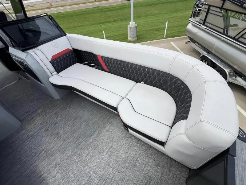 Slide: The Image of Godfrey SAN PAN 2700ULW 2022 - 12