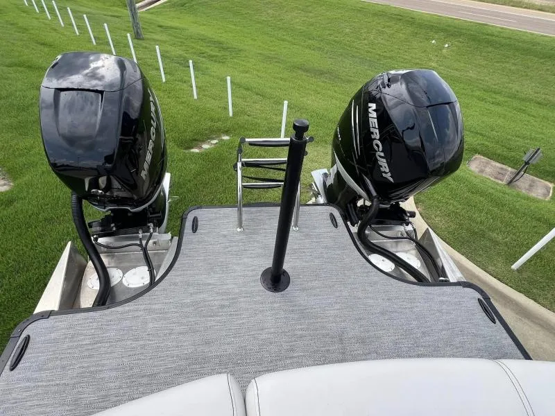 Slide: The Image of Godfrey SAN PAN 2700ULW 2022 - 18