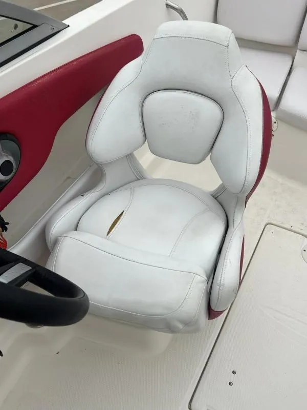 Slide: The Image of Chaparral 19 H20 2016 - 19