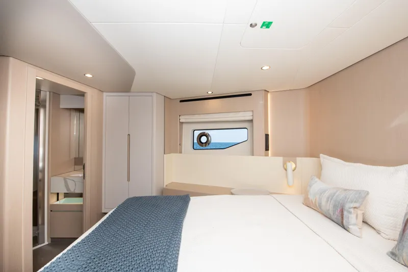 Slide: The Image of Luxurious bedroom interior of 2023 Azimut Fly 68 yacht with modern design. - 22