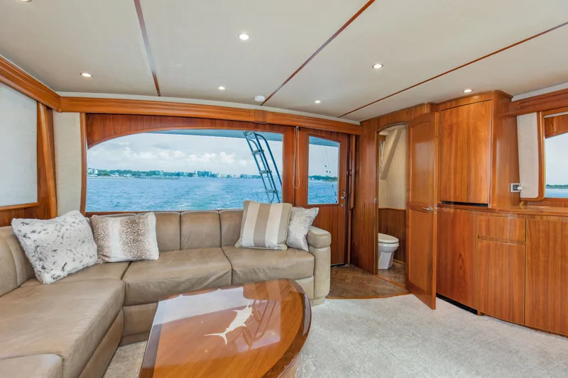 Slide: The Image of Viking 70 Convertible 2015 - 52