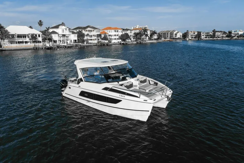 Slide: The Image of Aquila 36 Sport 2020 - 11