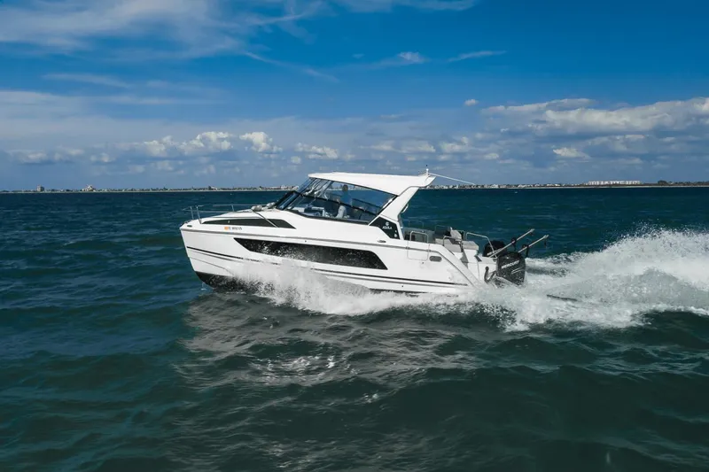 Slide: The Image of Aquila 36 Sport 2020 - 15