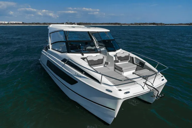 Slide: The Image of Aquila 36 Sport 2020 - 19