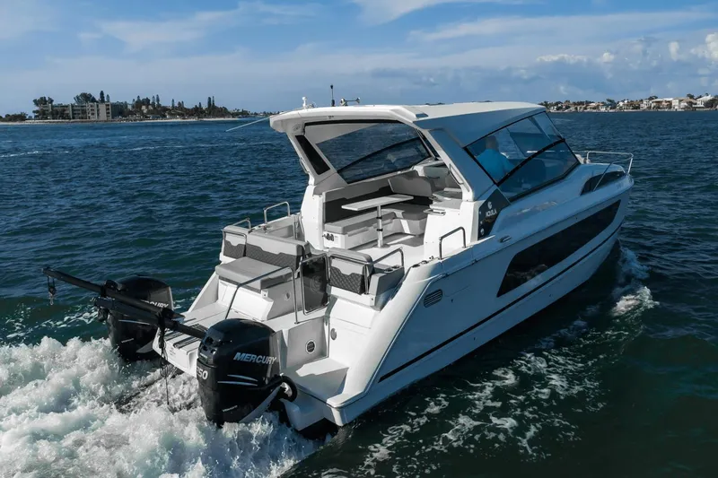 Slide: The Image of Aquila 36 Sport 2020 - 3