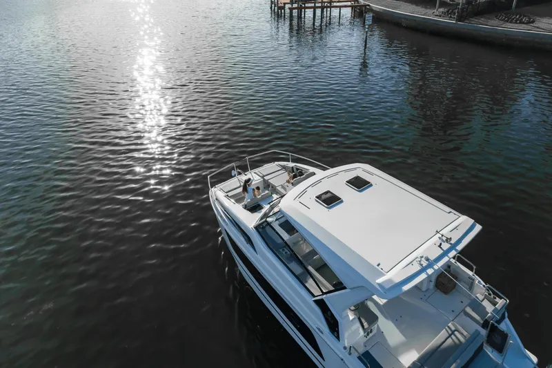 Slide: The Image of Aquila 36 Sport 2020 - 8