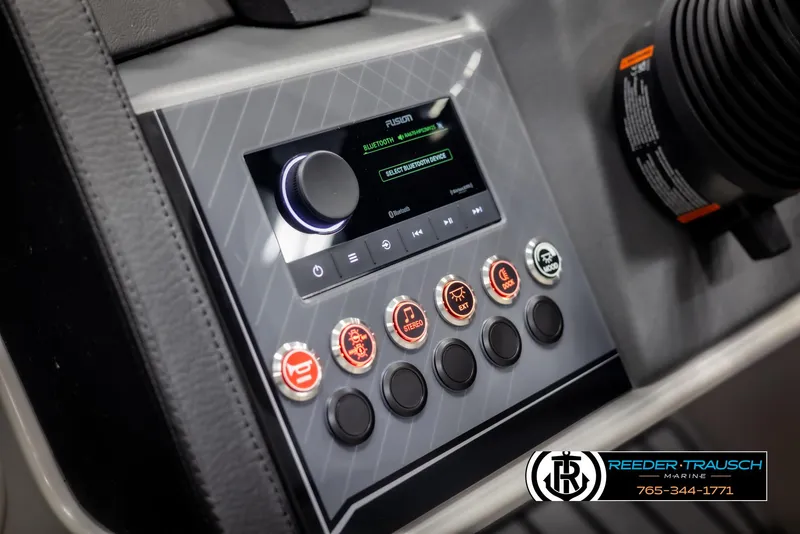 Slide: The Image of Control panel of 2025 Avalon Catalina QL boat with buttons and display. - 30