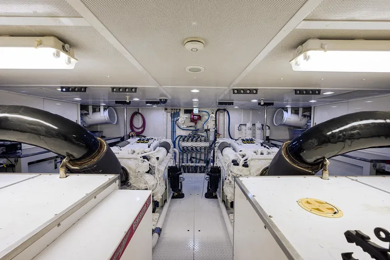 Slide: The Image of Westport Westbay Sonship Raised Pilothouse 1998 - 62