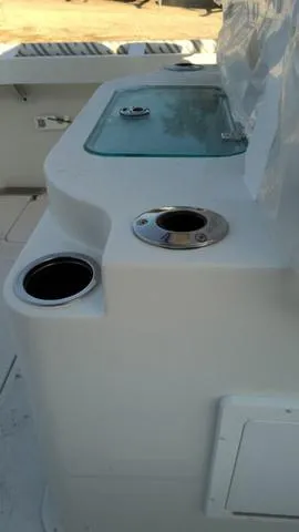 Slide: The Image of Parker Marine 2600 Center Console 2025 - 11