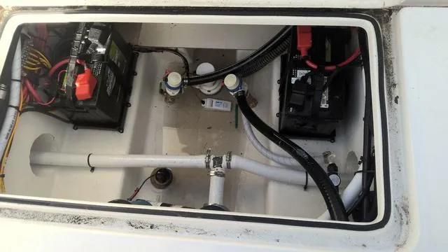 Slide: The Image of Parker Marine 2600 Center Console 2025 - 22