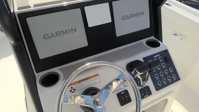 Slide: The Image of Parker Marine 2600 Center Console 2025 - 25