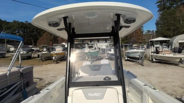 Slide: The Image of Parker Marine 2600 Center Console 2025 - 35