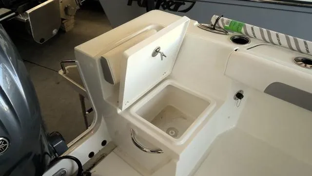 Slide: The Image of Parker Marine 21SE Center Console 2025 - 13