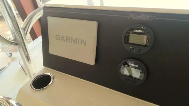 Slide: The Image of Parker Marine 21SE Center Console 2025 - 20